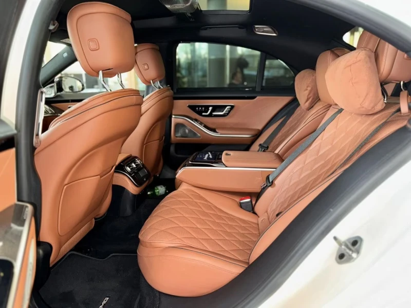 Mercedes-Benz S 400 d/4MATIC/330HP/PANO/MEM/BURM-H.END/HUD/360CAM/472f, снимка 15 - Автомобили и джипове - 51137911