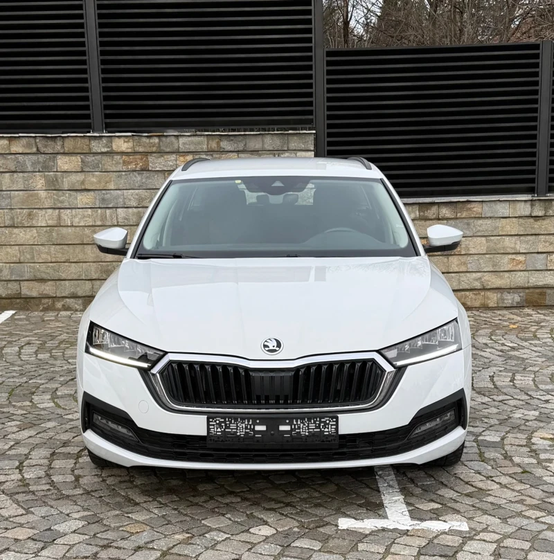 Skoda Octavia 2.0TDI 150kc  DSG 2023 , снимка 2 - Автомобили и джипове - 53146302