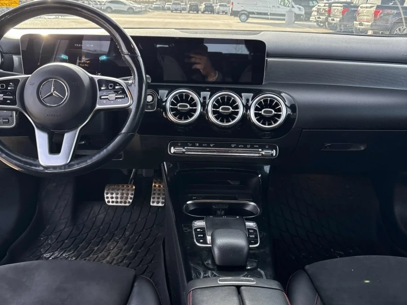 Mercedes-Benz A 220 * CARFAX* , снимка 8 - Автомобили и джипове - 53493155