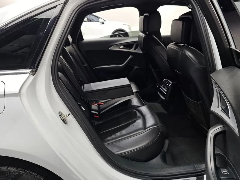 Audi A6 2.0 TFSI - САМО 30% АВАНС, снимка 12 - Автомобили и джипове - 56293603