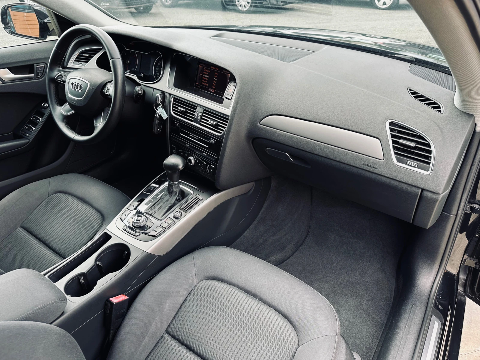 Audi A4 2.0 TDI//Navi | Mobile.bg   16