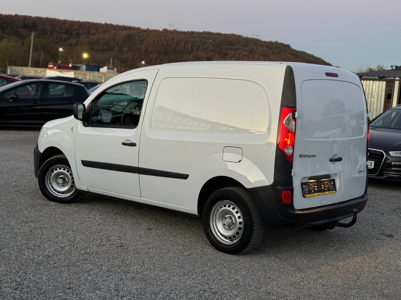 Renault Kangoo 1.5DCI 80кс ТОВАРНО - изображение 8