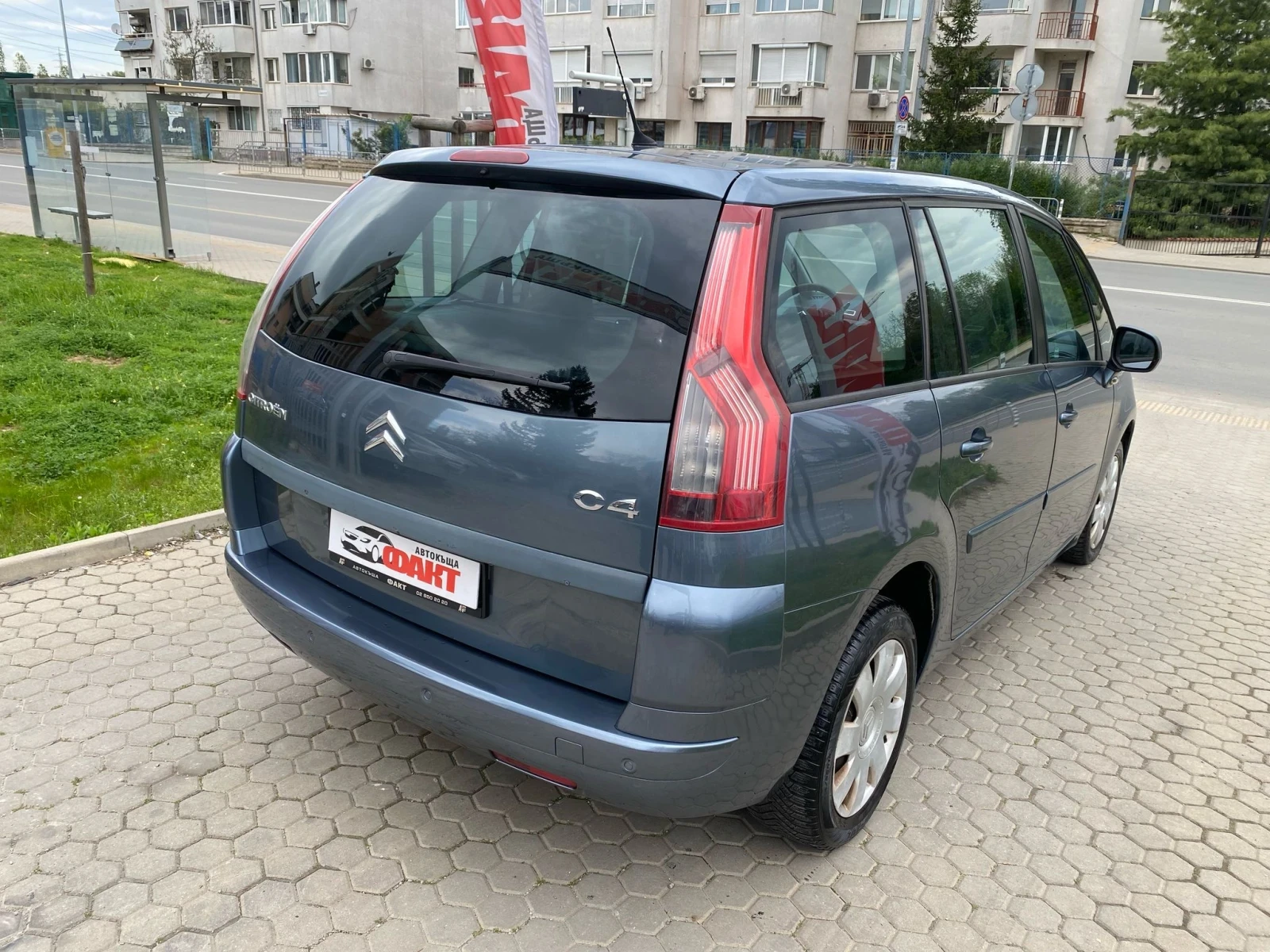 Citroen C4 Picasso 1.6HDi/AVTOMAT - изображение 4