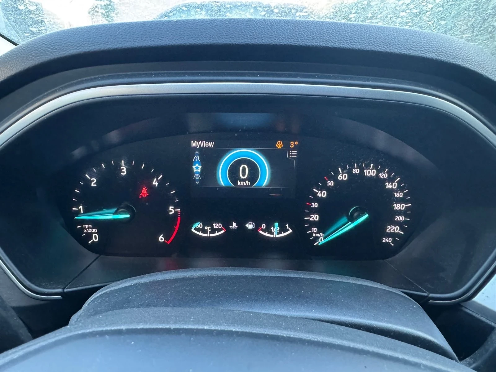 Ford Focus 1.5 Titanium | Mobile.bg   5