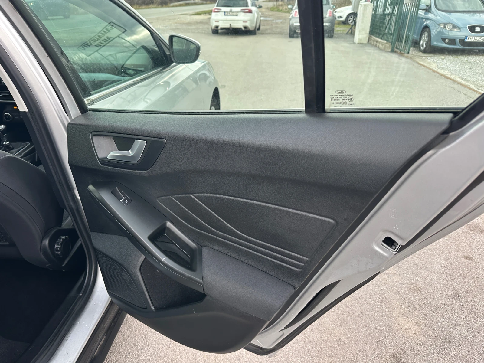 Ford Focus 1.5 Titanium | Mobile.bg   7