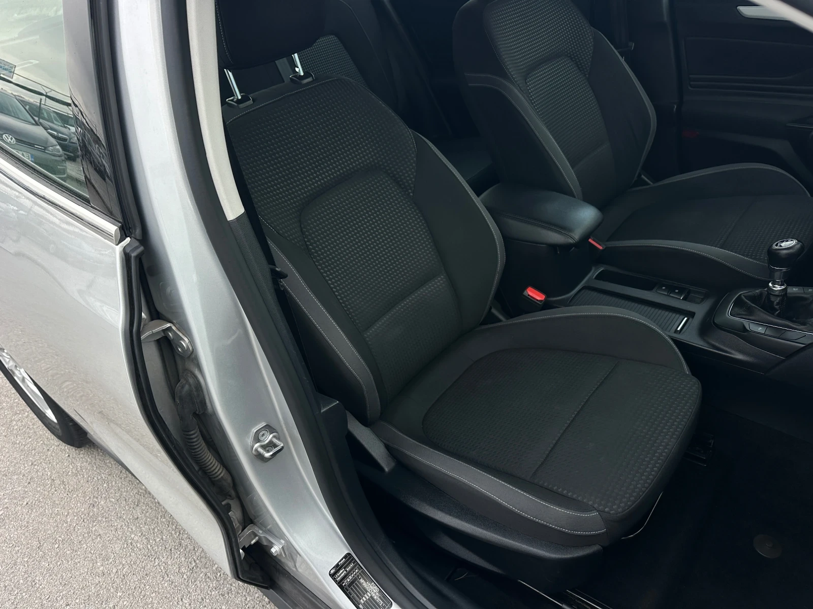 Ford Focus 1.5 Titanium | Mobile.bg   9