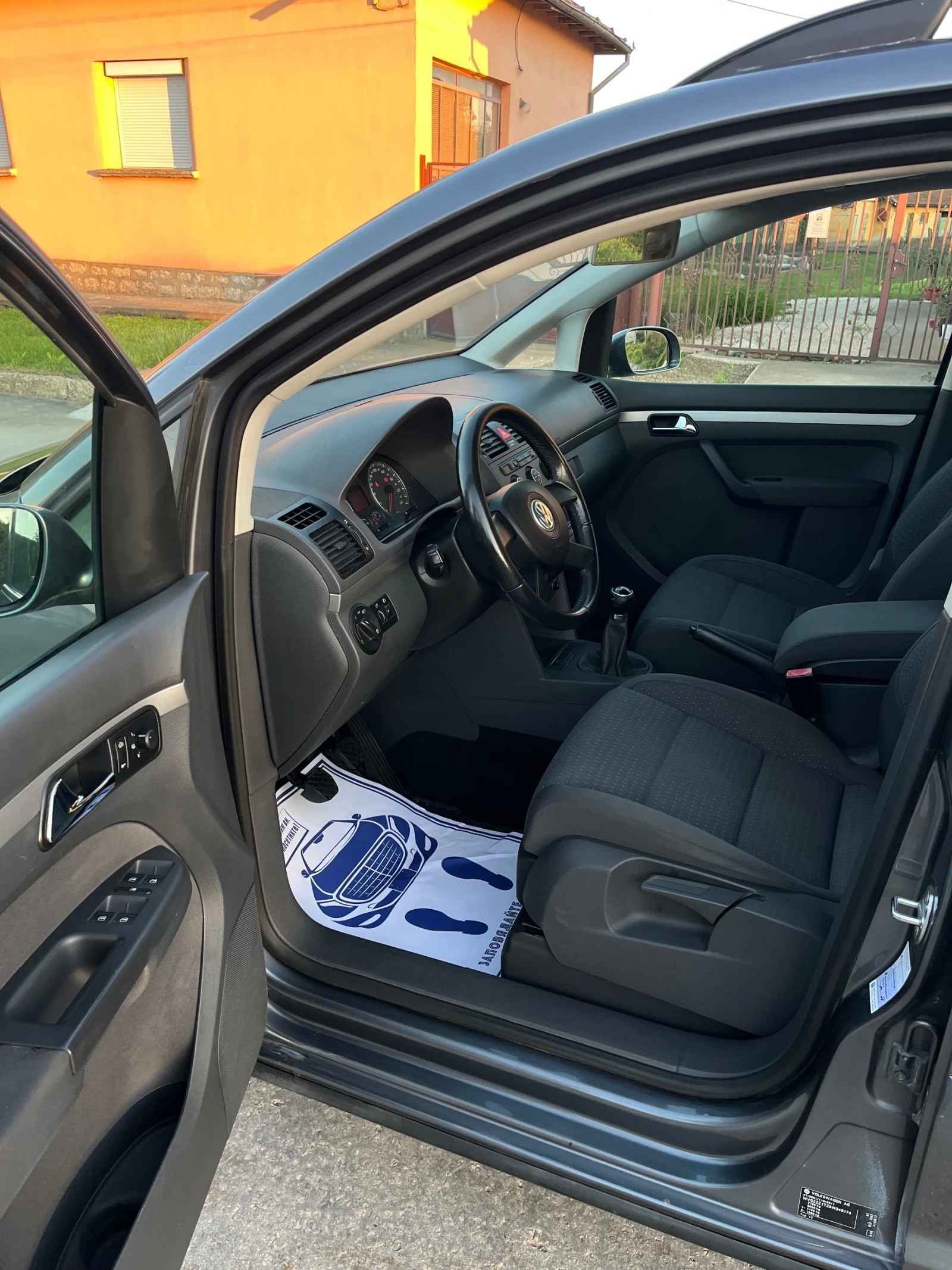 VW Touran 1.9TDI - изображение 7