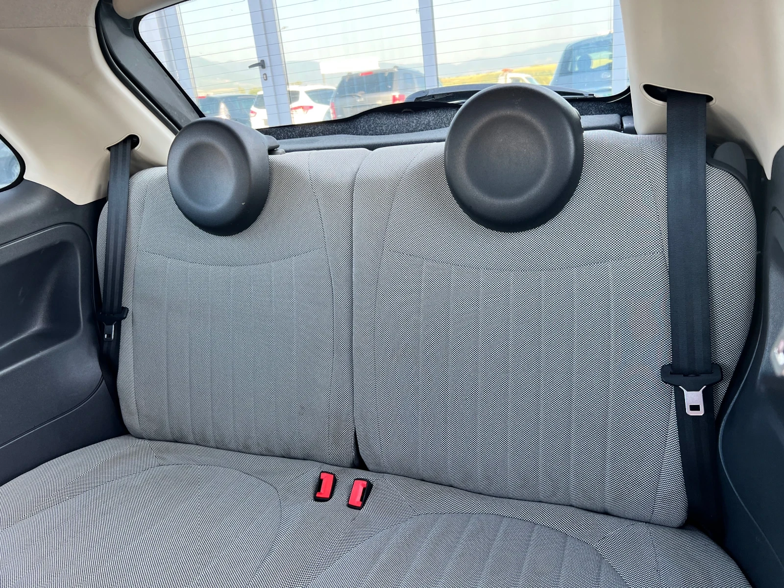 Fiat 500 1.2i-LOUNGE-ПАНОРАМА-EURO 6B - изображение 9