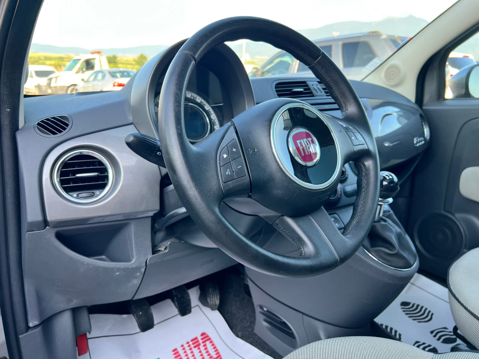 Fiat 500 1.2i-LOUNGE-ПАНОРАМА-EURO 6B - изображение 8