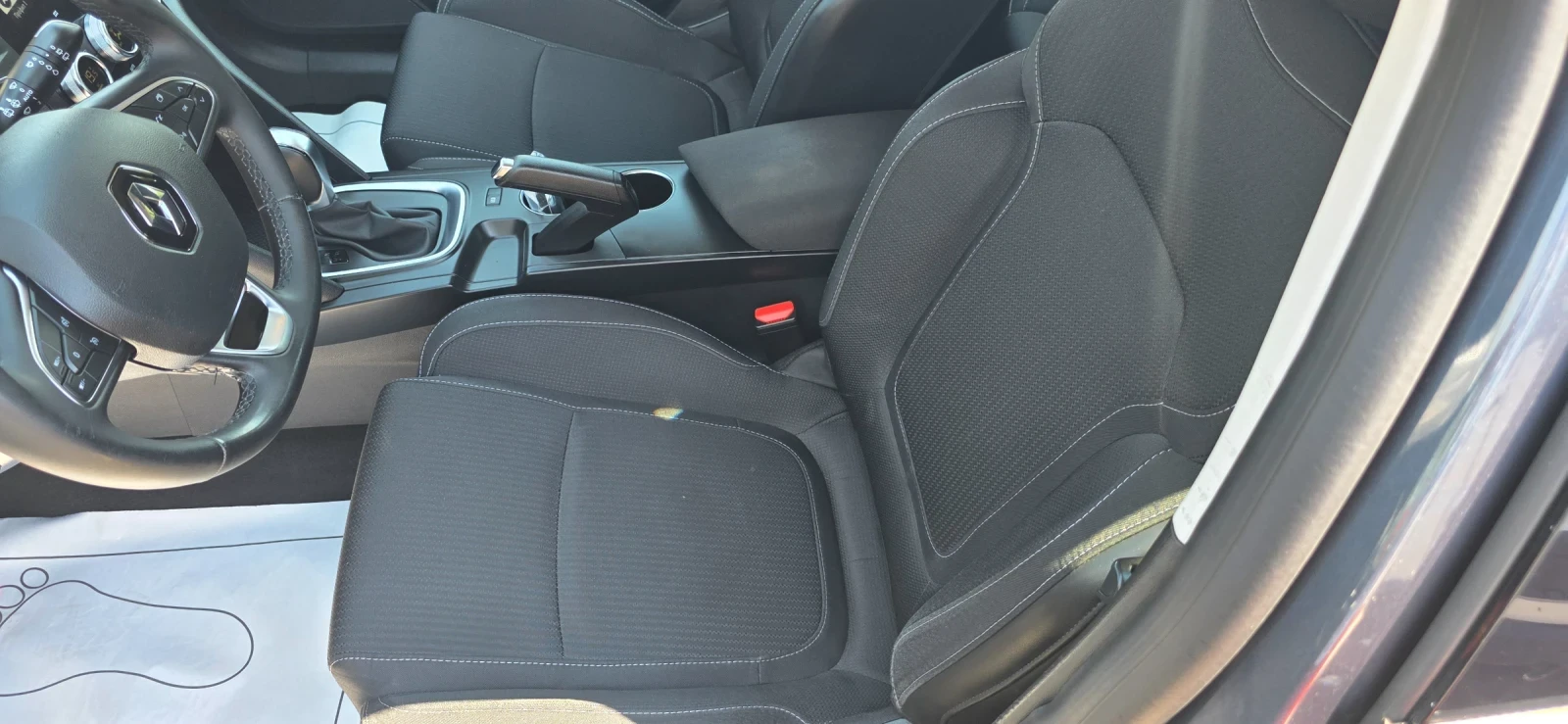 Renault Megane 1.5 DCI-Face-Lift-Automat-115hp - изображение 7