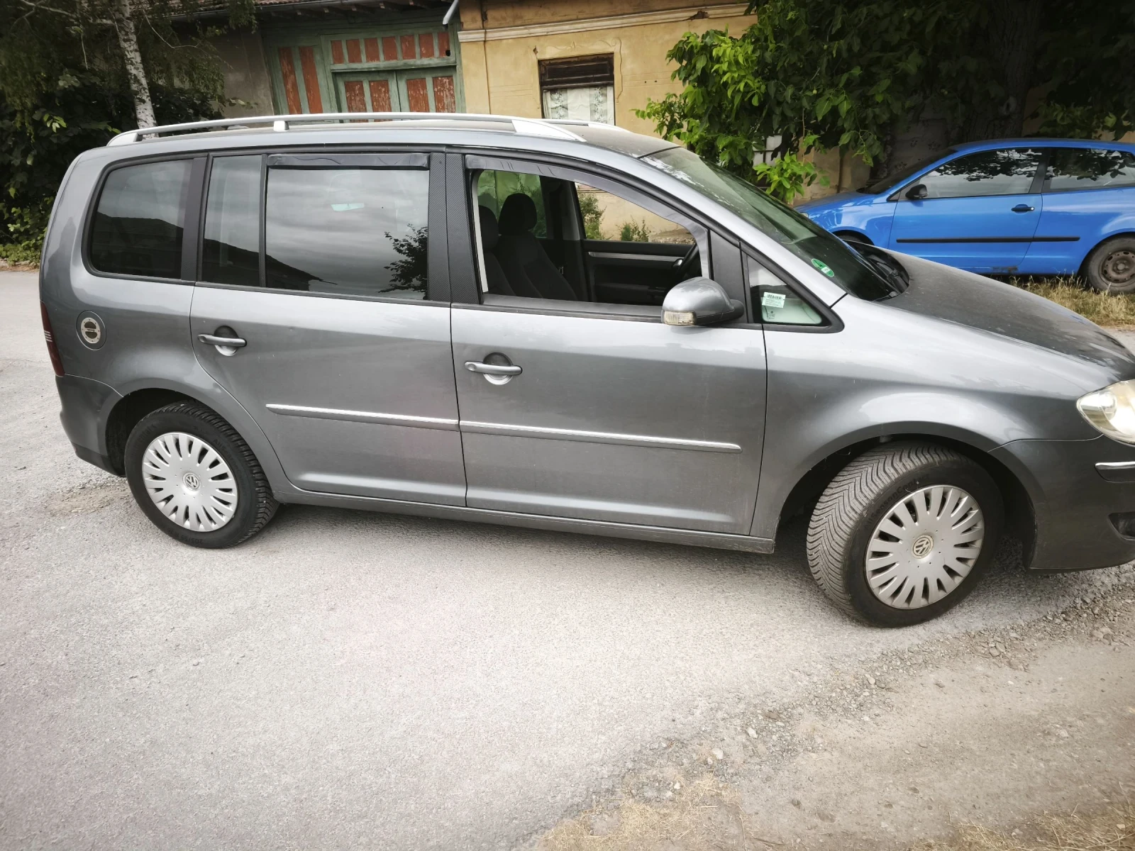 VW Touran 2.0 TDI BMM - изображение 4