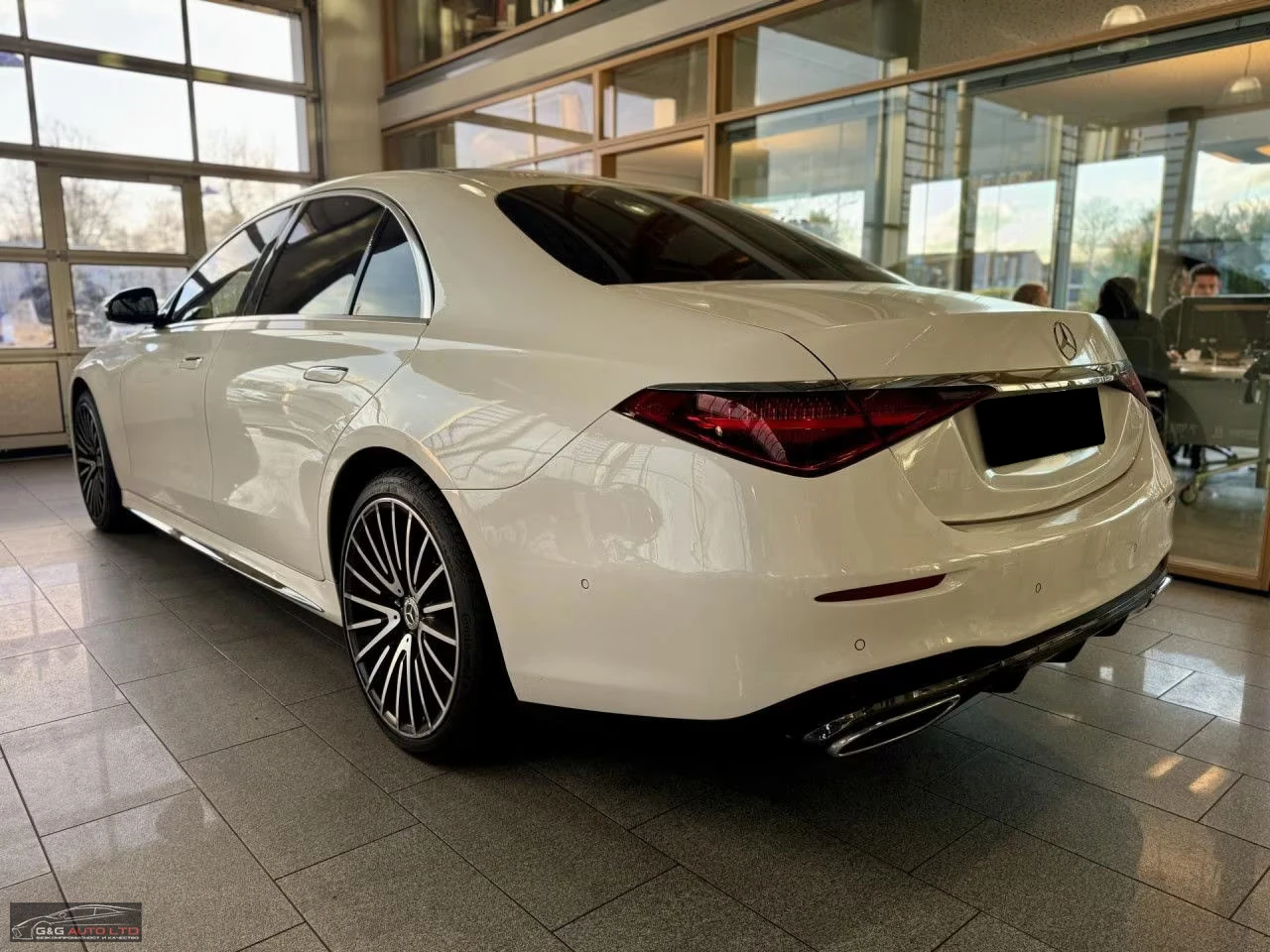 Mercedes-Benz S 400 d/4MATIC/330HP/PANO/MEM/BURM-H.END/HUD/360CAM/472f - изображение 4