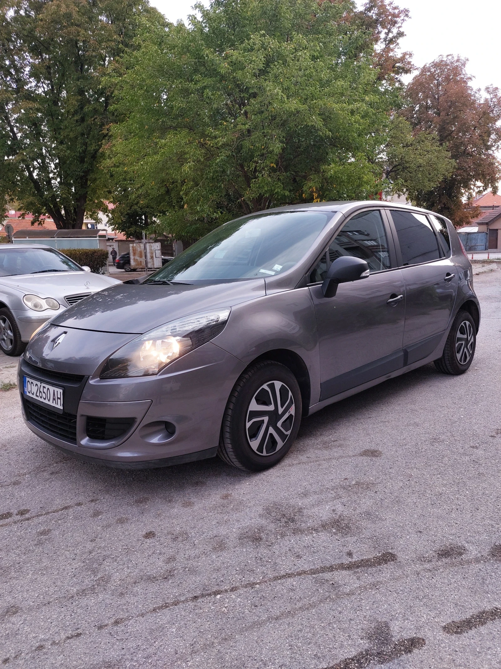 Renault Scenic 1.6 бензин-газ, реални км | Mobile.bg — изображение 1