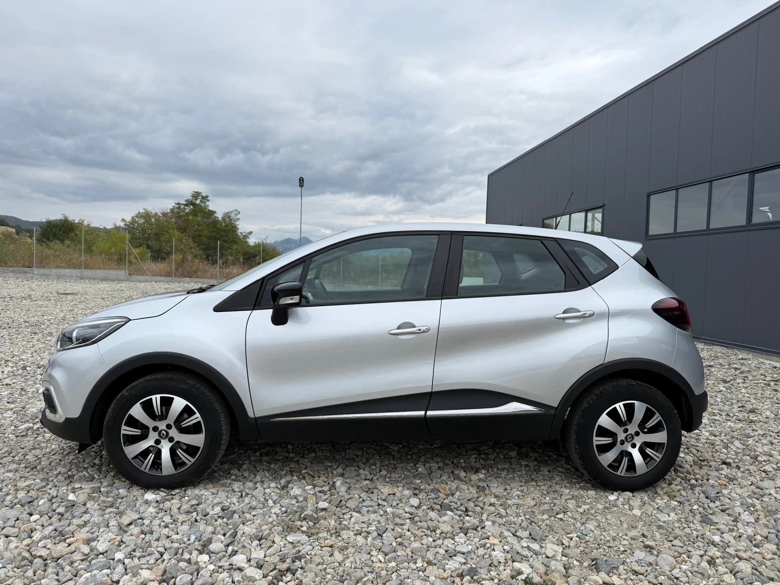 Renault Captur 1.5DCI FACELIFT - изображение 2