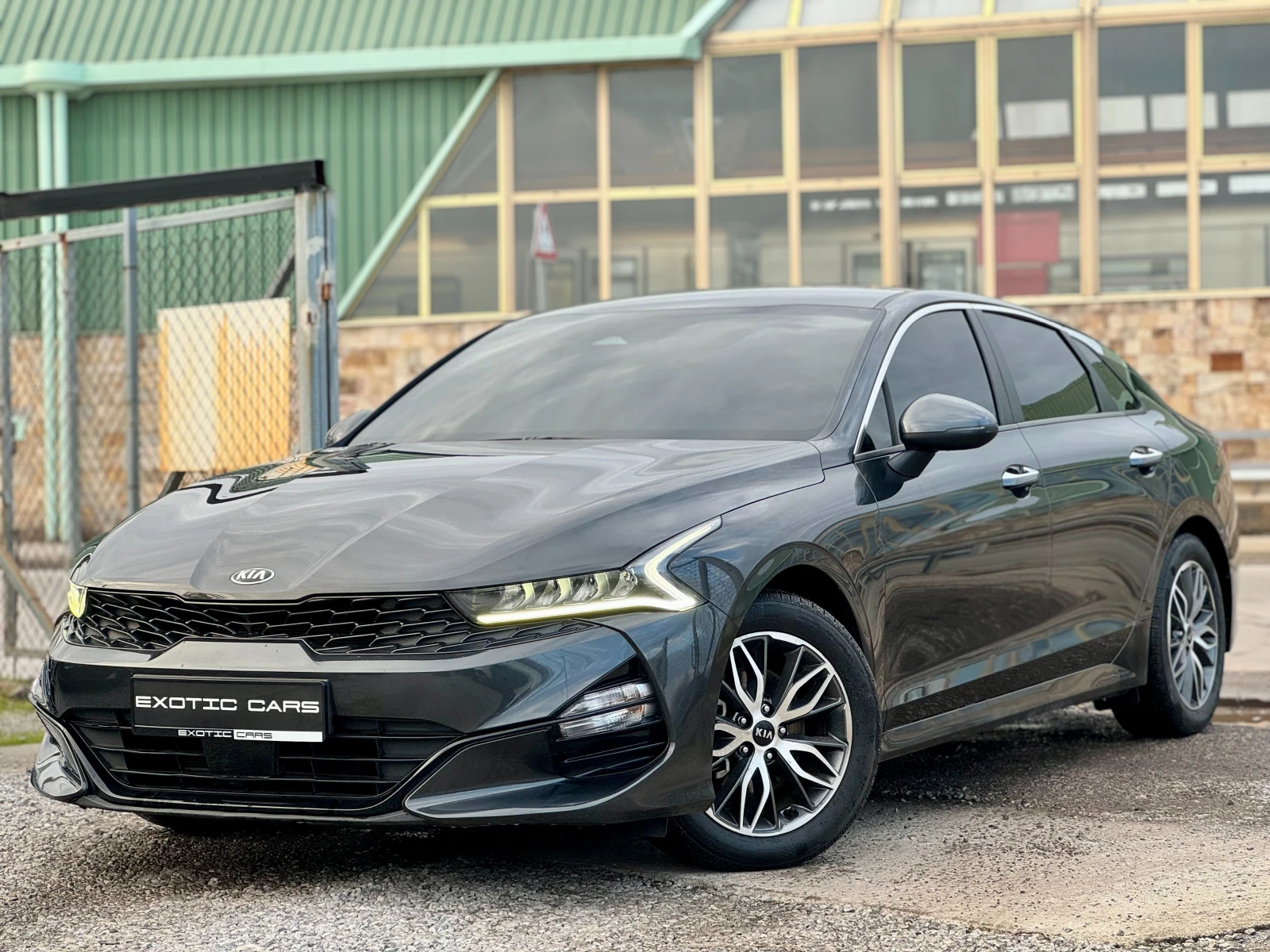 Kia K5 2.0i ! LPG ! Premium ! - изображение 3