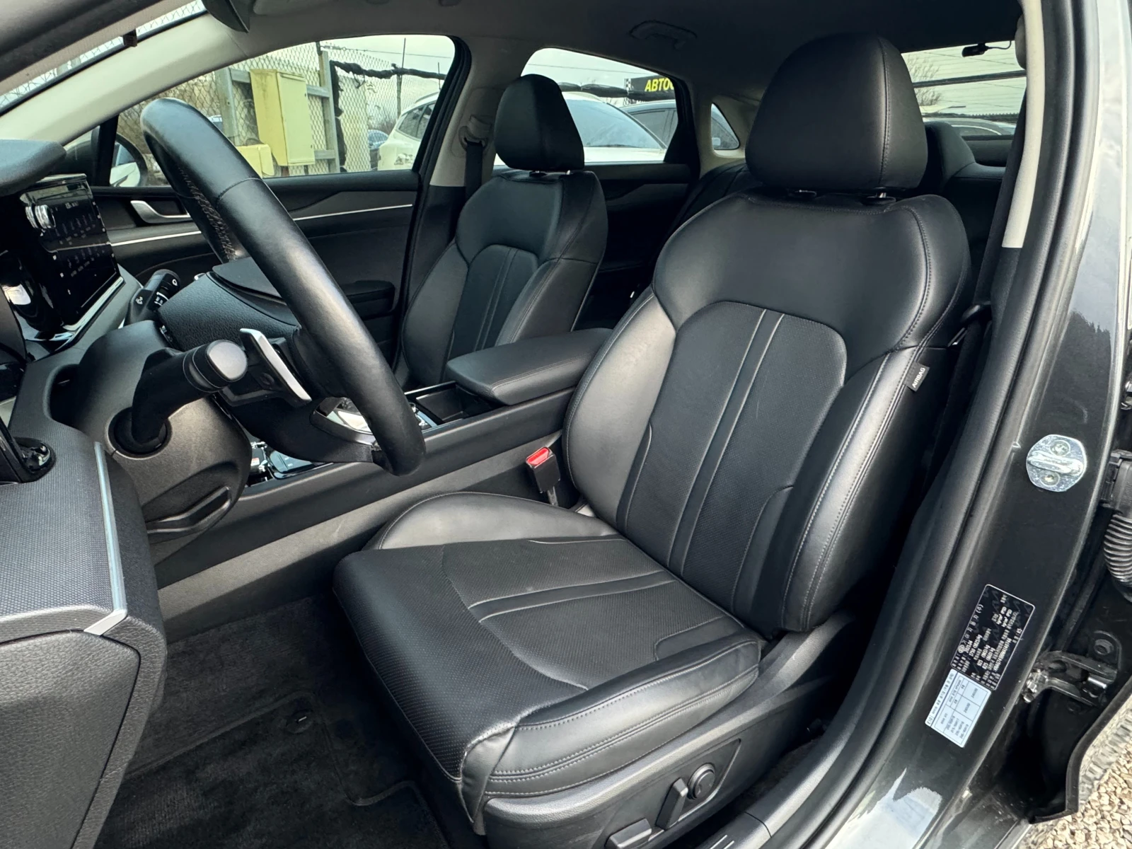 Kia K5 2.0i ! LPG ! Premium ! - изображение 7