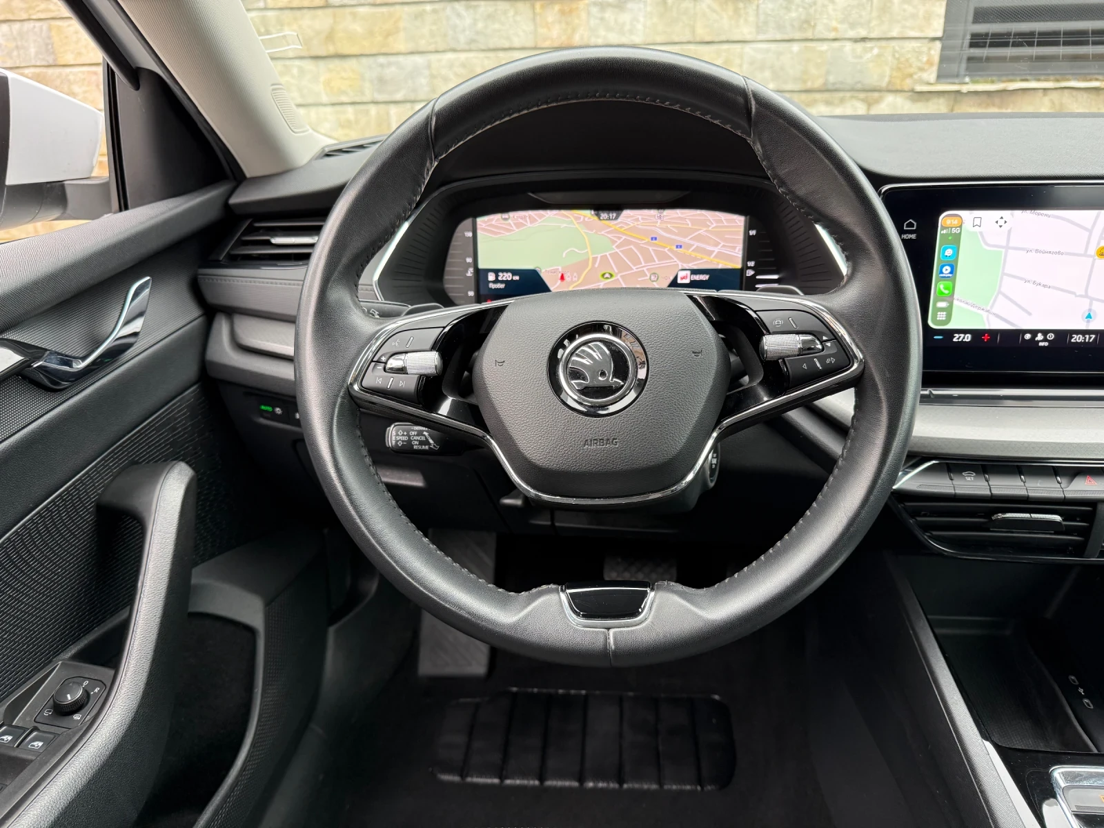 Skoda Octavia 2.0TDI 150kc  DSG 2023  - изображение 10