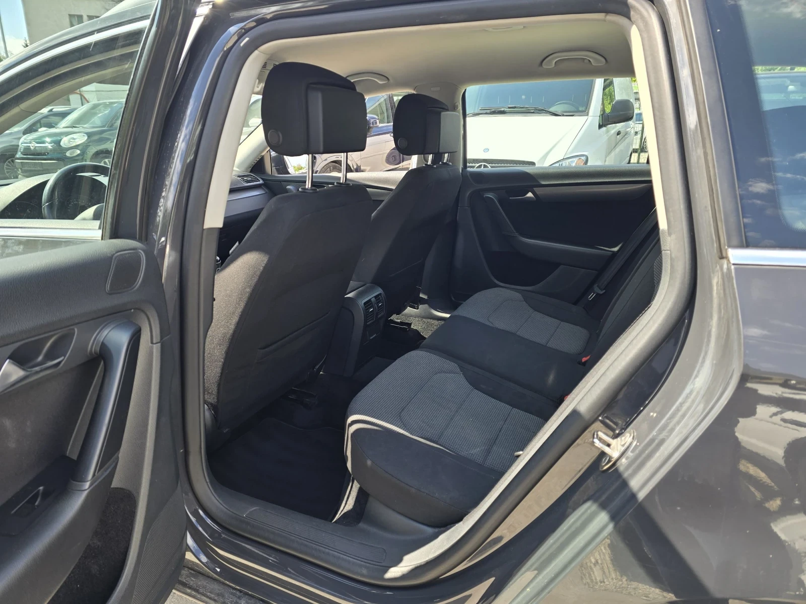 VW Passat 2.0TDI 140�.� 6 �������� | Mobile.bg � ����������� 12