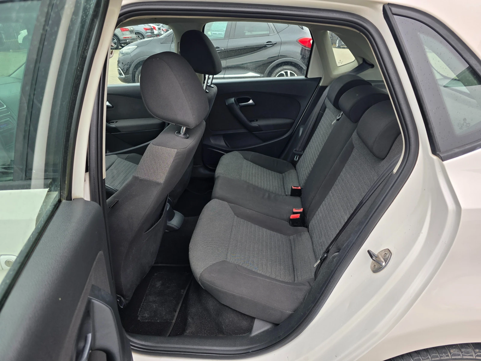 VW Polo 1.2 ������, 70�.�., 2010�. | Mobile.bg � ����������� 11
