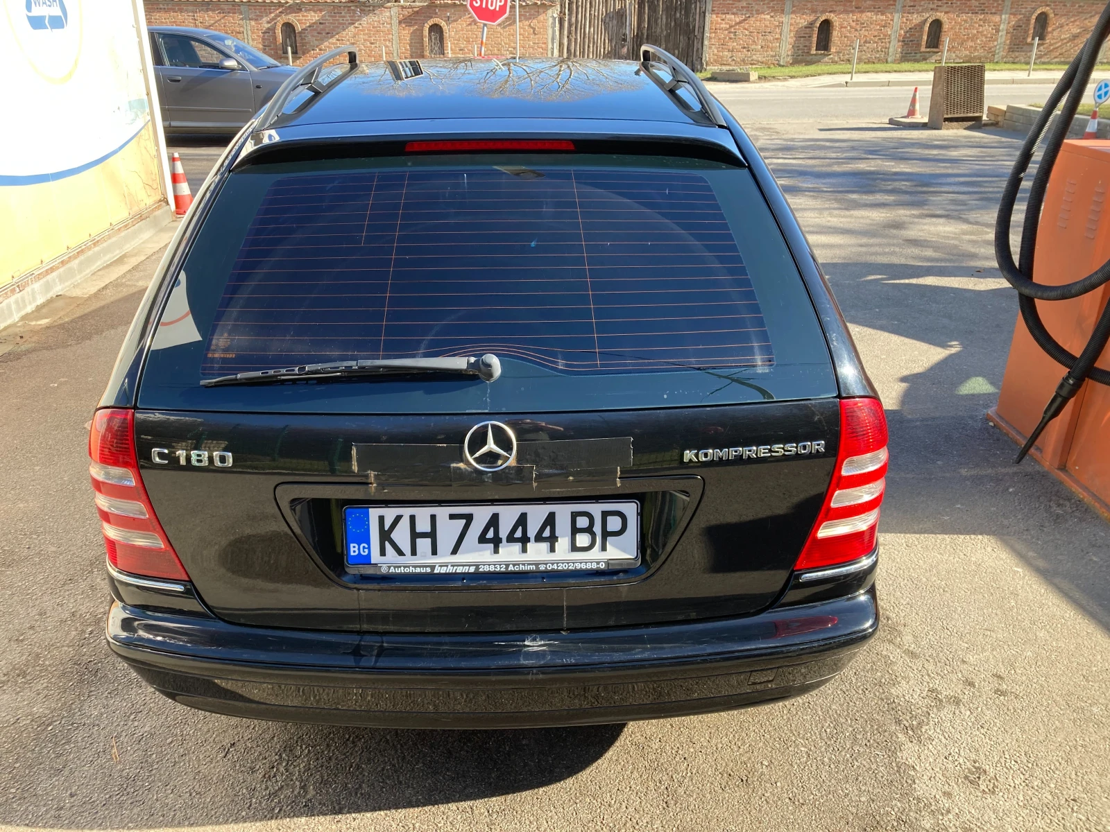 Mercedes-Benz C 180, снимка 4 - Автомобили и джипове - 53740947