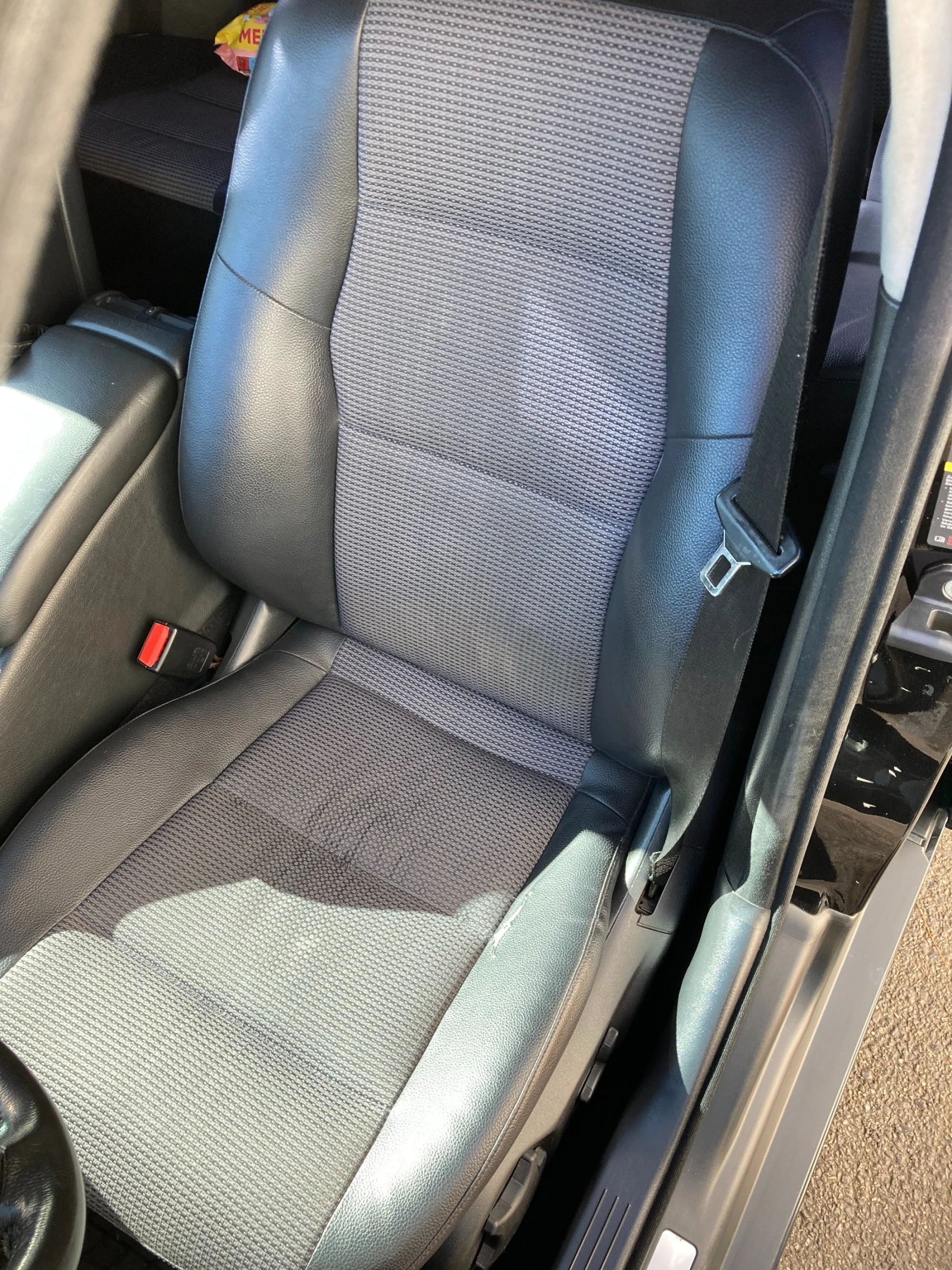 Mercedes-Benz C 180, снимка 9 - Автомобили и джипове - 53740947