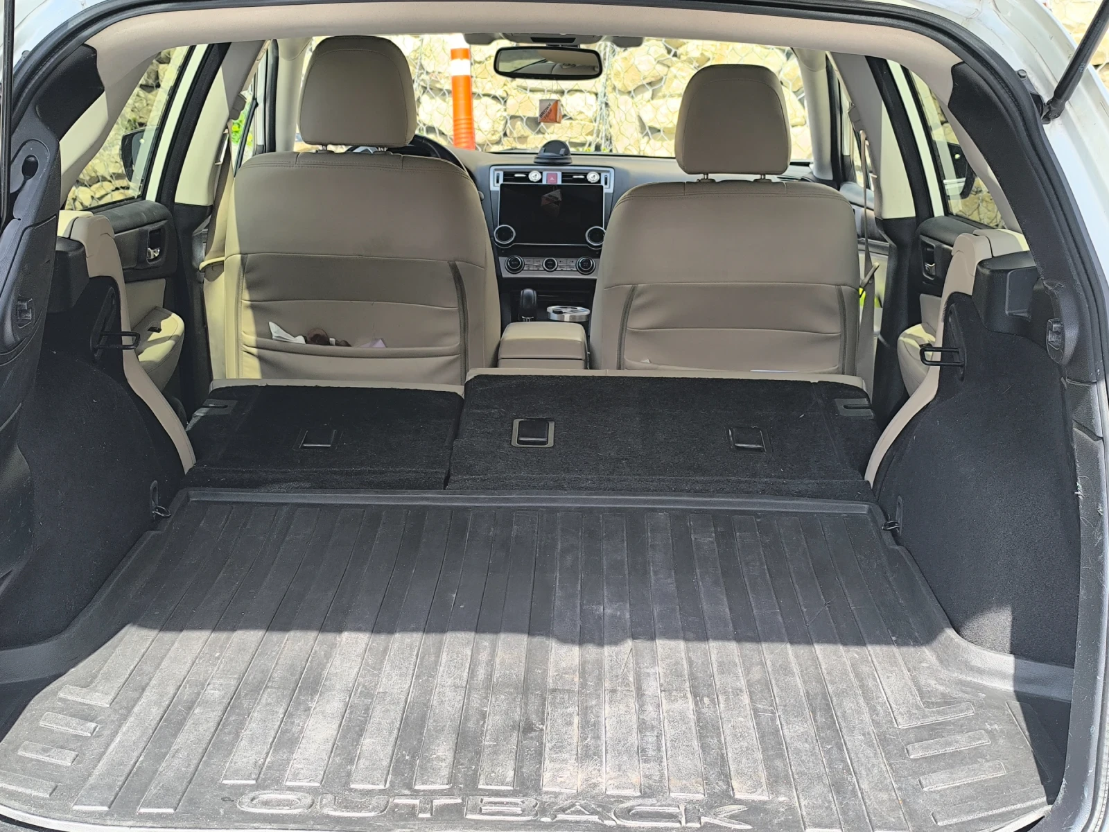 Subaru Outback R3.6, снимка 8 - Автомобили и джипове - 53852202