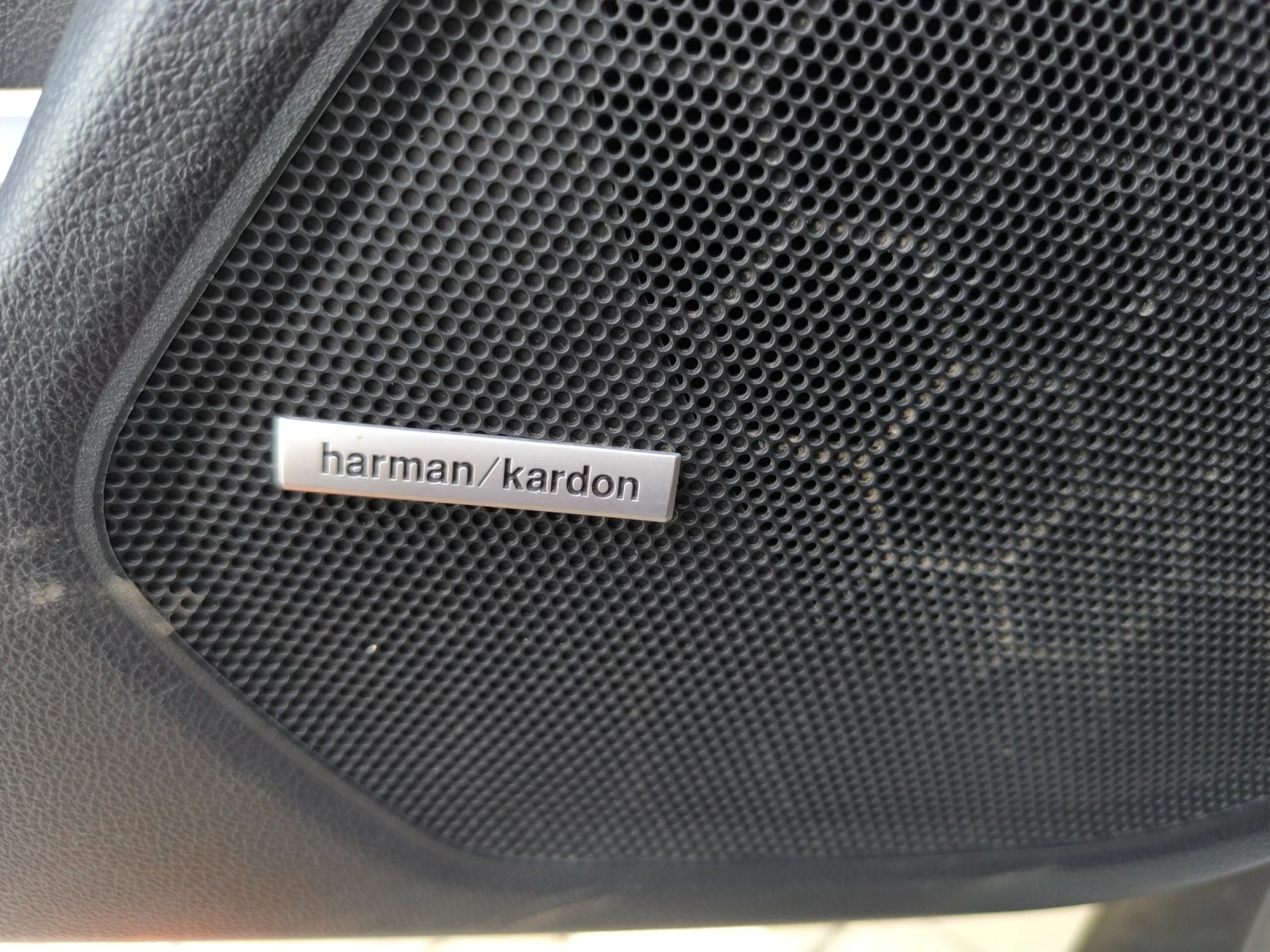 Subaru Outback R3.6, снимка 16 - Автомобили и джипове - 53852202