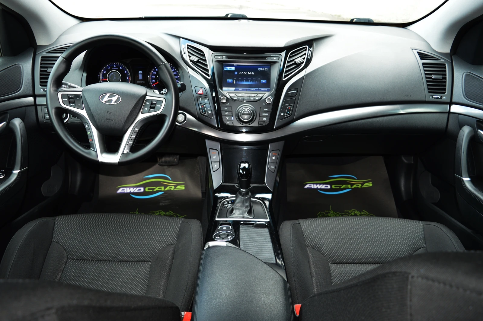 Hyundai I40 2.0GDI AUTOMAT ШВЕЙЦАРИЯ, снимка 9 - Автомобили и джипове - 53986905