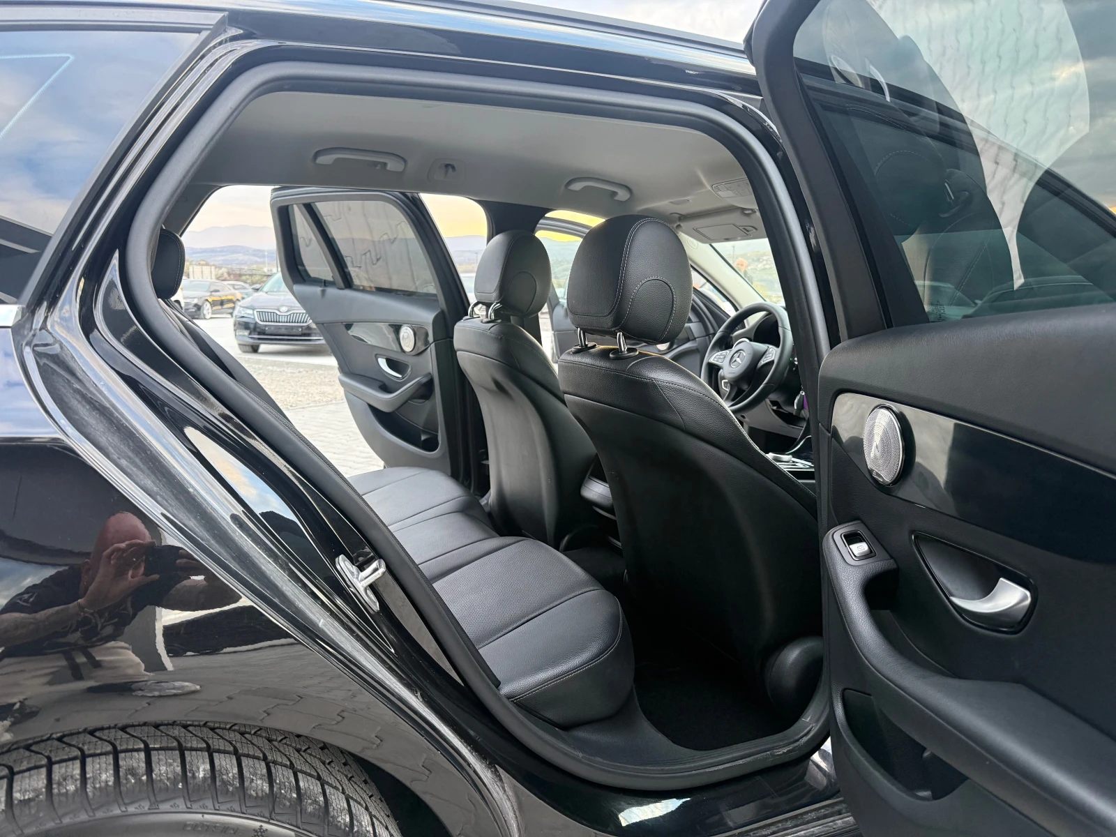 Mercedes-Benz C 220 2.2cdi 170 ks Собствен лизинг !!!, снимка 11 - Автомобили и джипове - 53988939