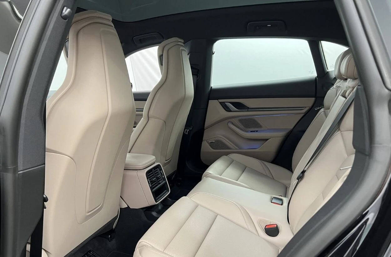 Porsche Taycan 4 Cross Turismo, снимка 6 - Автомобили и джипове - 54366420