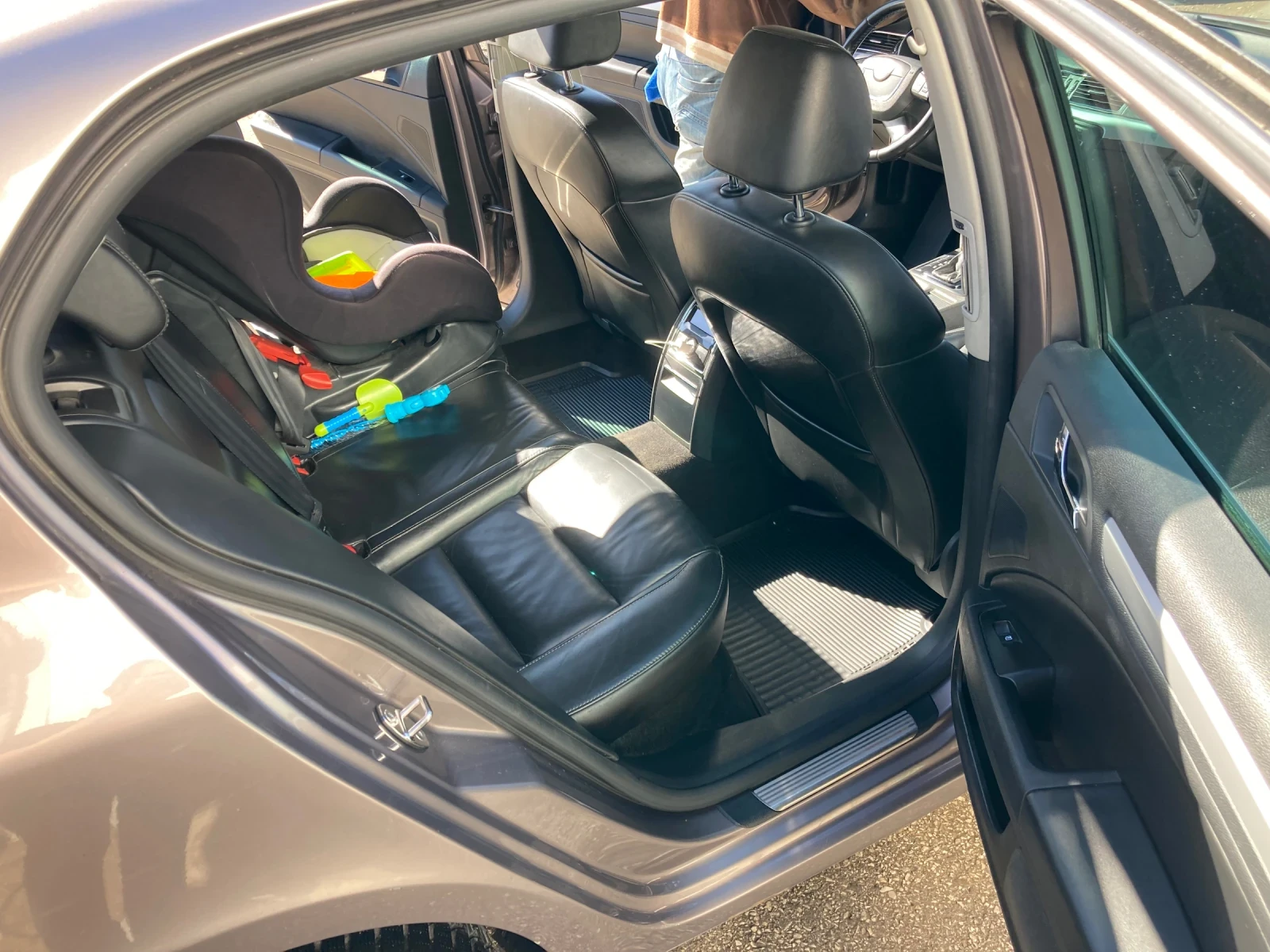Skoda Superb, снимка 3 - Автомобили и джипове - 54382521