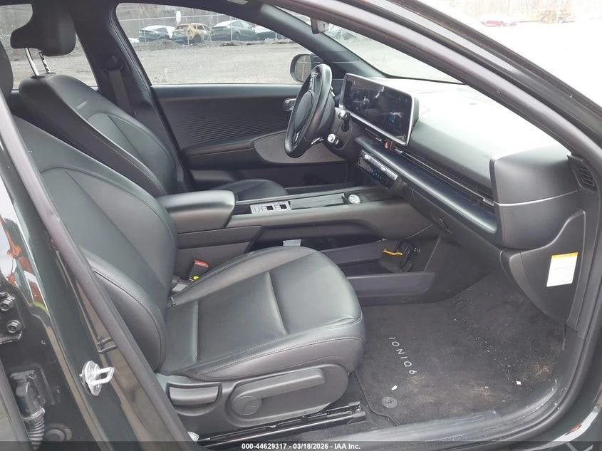 Hyundai Ioniq 6 SEL* AWD* ОБДУХВАНЕ* ПОДГРЕВ* 360* КАМЕРИ* , снимка 11 - Автомобили и джипове - 54497196