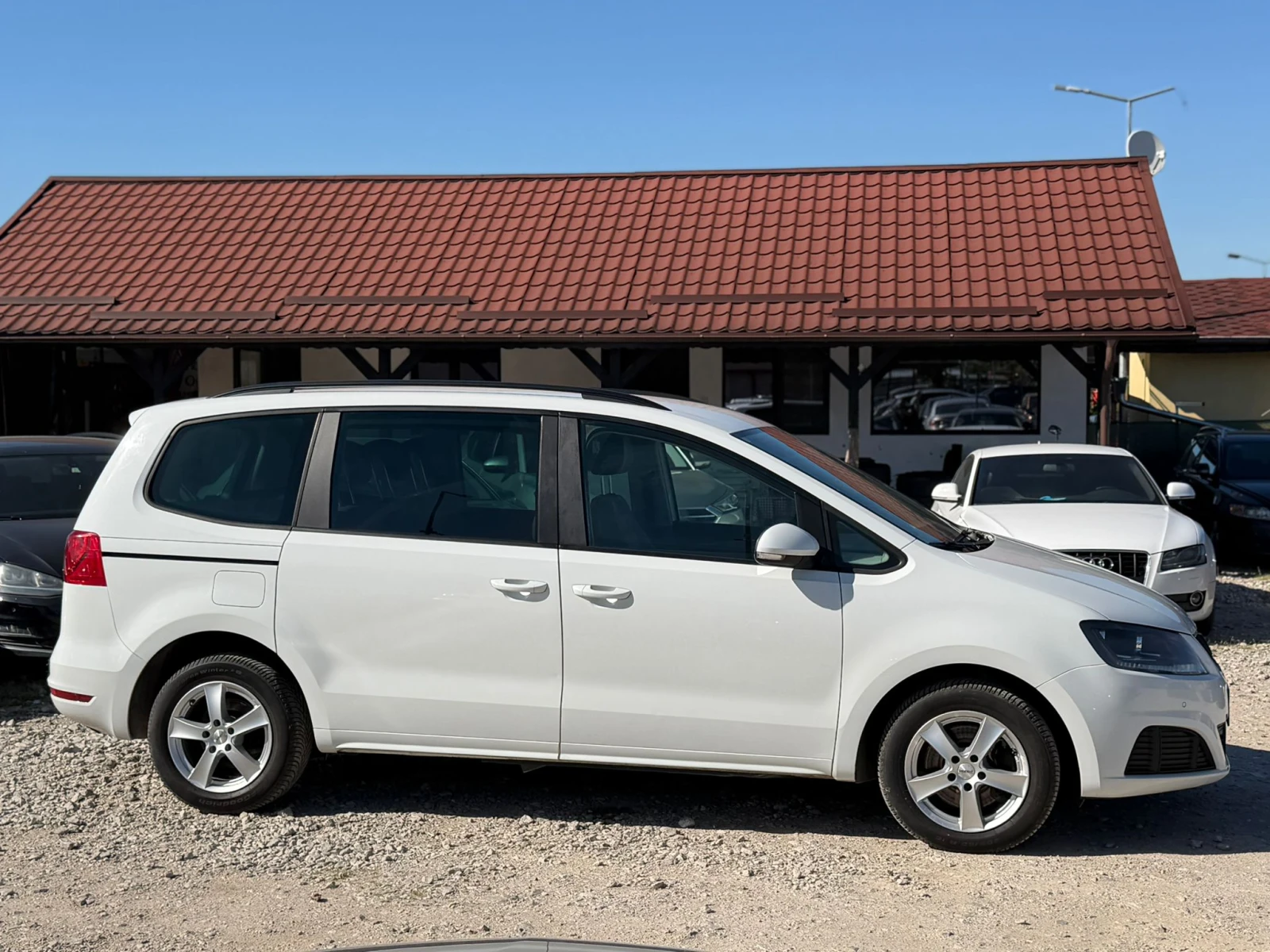 Seat Alhambra 2.0 дизел, снимка 4 - Автомобили и джипове - 54707688