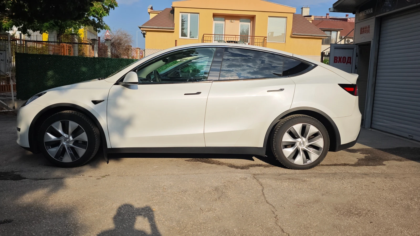 Tesla Model Y LR AWD 86% SOH, снимка 4 - Автомобили и джипове - 54712804