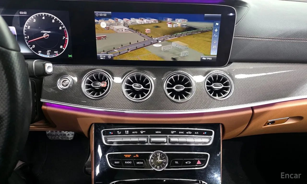 Mercedes-Benz E 400 4MATIC , снимка 11 - Автомобили и джипове - 54765353