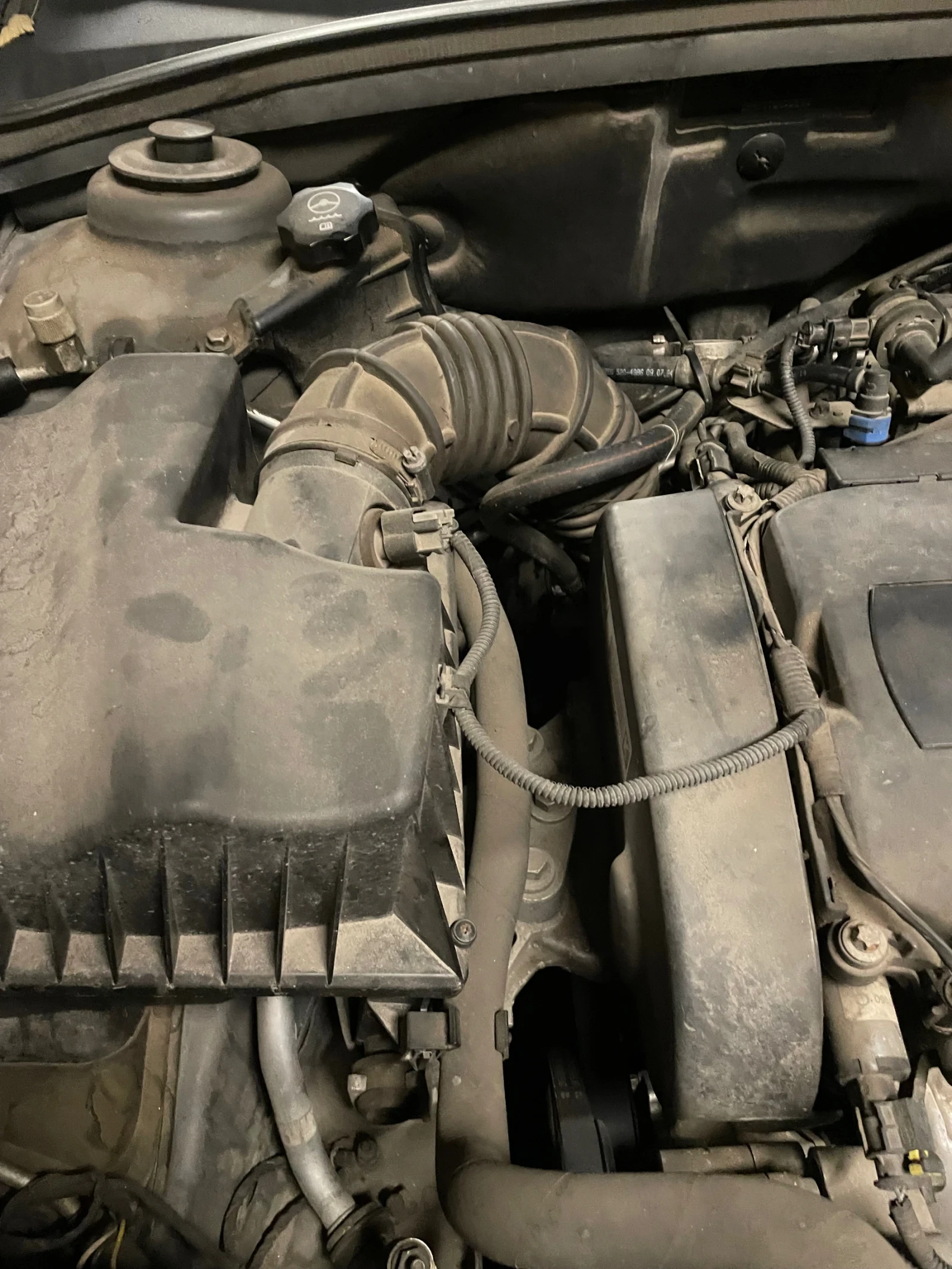 Chevrolet Cruze, снимка 15 - Автомобили и джипове - 54836724