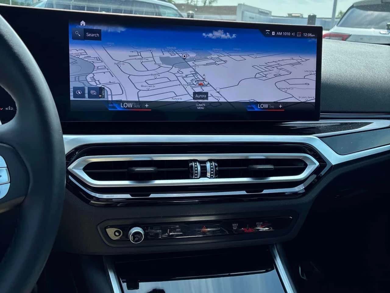BMW 330 i xDrive/ПОДГРЕВИ/ШИБИДАХ/АВТОФИНАНСИРАНЕ, снимка 9 - Автомобили и джипове - 55183657