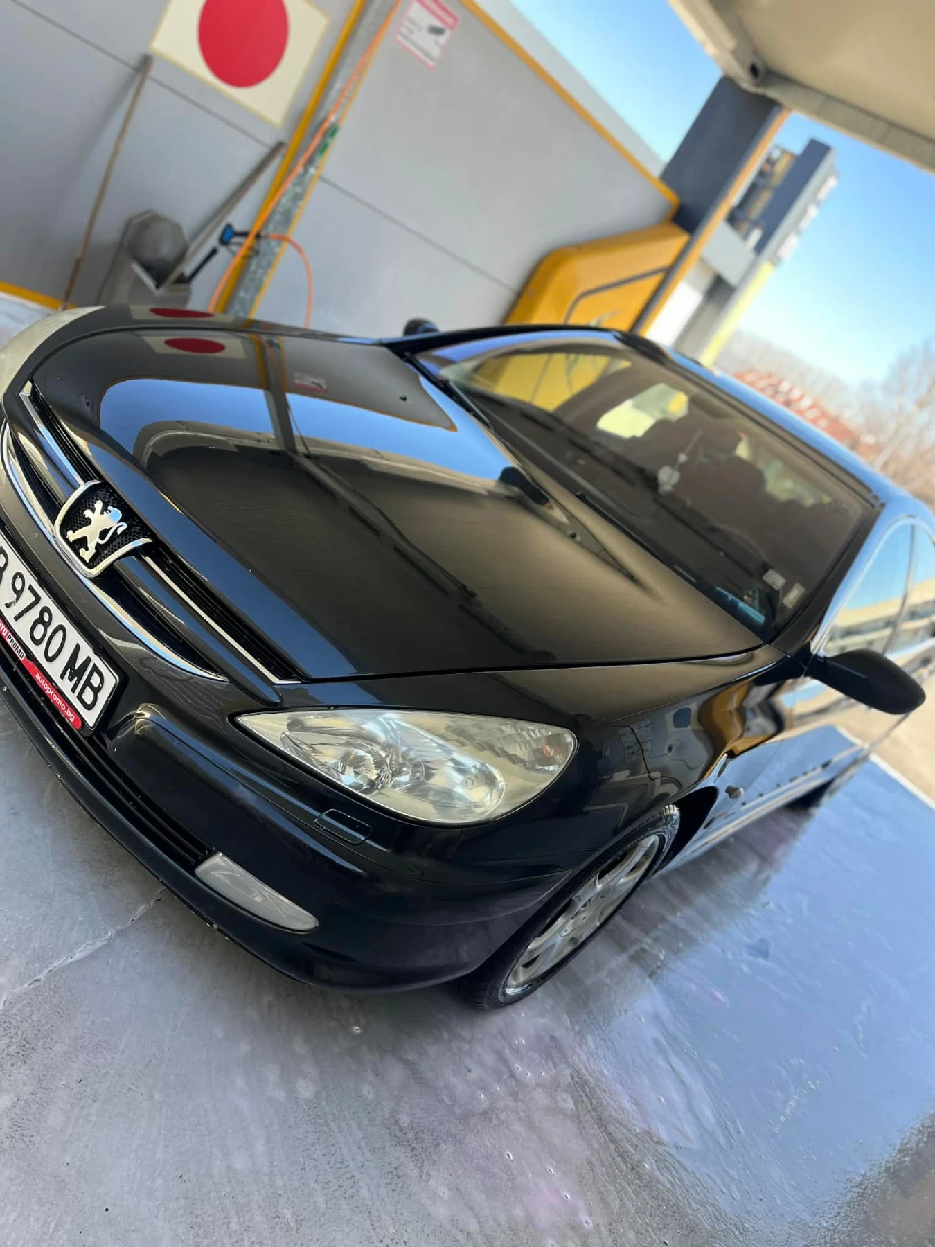 Peugeot 607