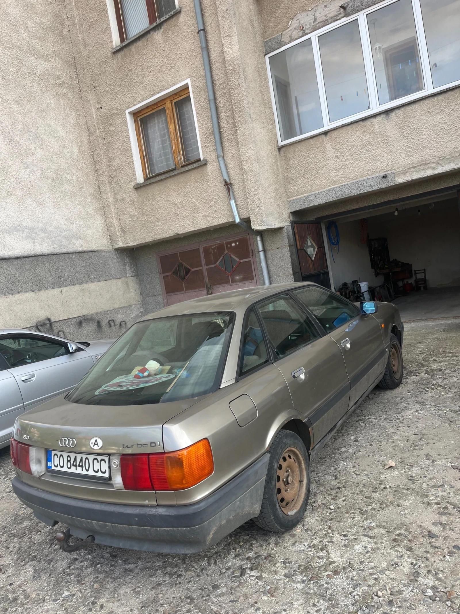 Audi 80, снимка 3 - Автомобили и джипове - 55843794
