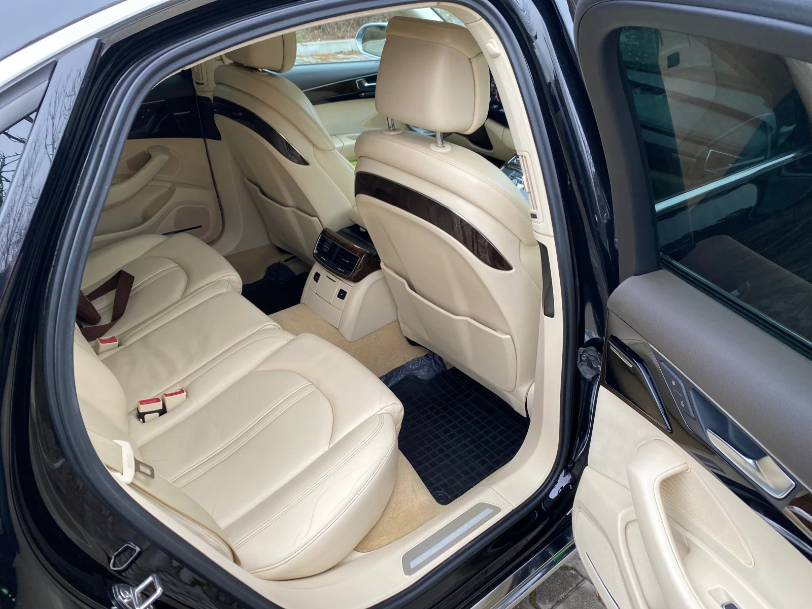 Audi A8 4.2 TDI/S8 PACK, снимка 11 - Автомобили и джипове - 55950806