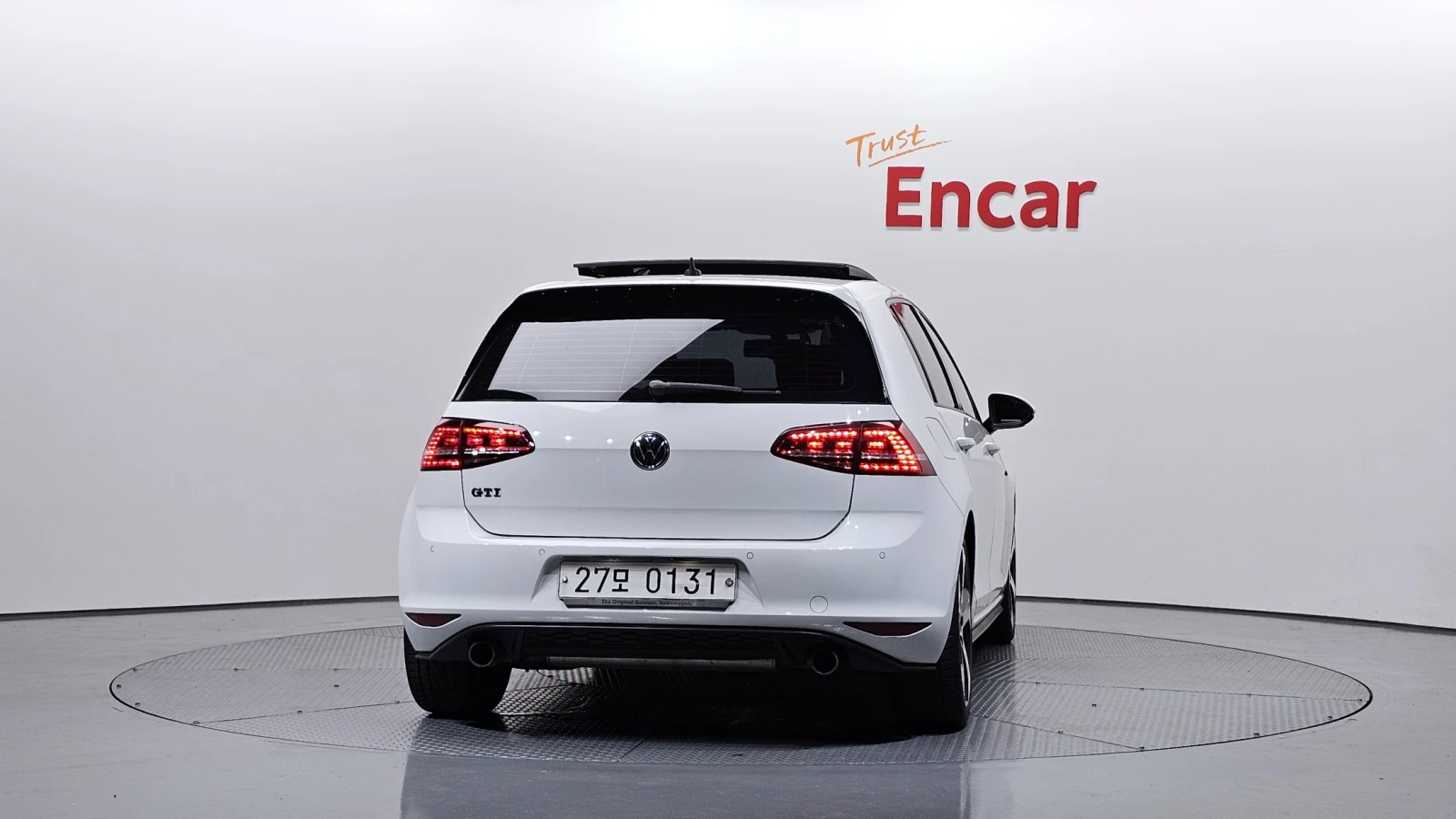 VW Golf 2.0 GTI* ЛЮК* КРАЙНА ЦЕНА, снимка 4 - Автомобили и джипове - 55983924