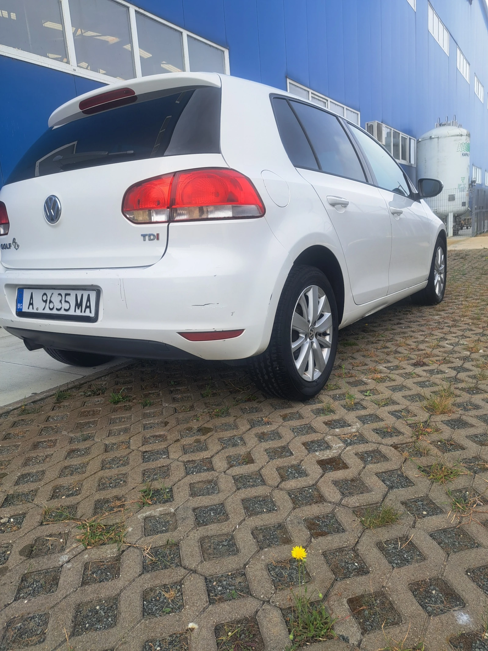 VW Golf 1.6 TDI 105hp / Euro5B, снимка 6 - Автомобили и джипове - 56223588