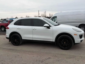 Porsche Cayenne * AWD 4dr * 2 КЛЮЧА* PANO* KEYLESS* ПОДГРЕВ*  - 15000 € / 29337.45 лв. - 89037755 3
