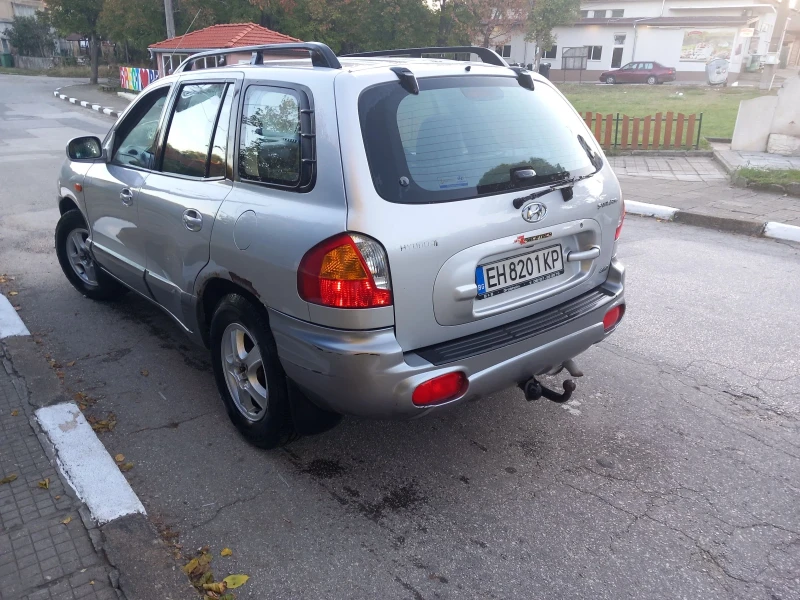 Hyundai Santa fe 2.4 4x4 газ бензин , снимка 4 - Автомобили и джипове - 47530405