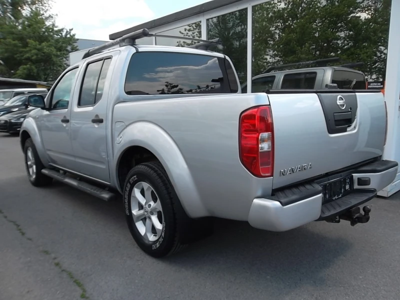 Nissan Navara 2.5Dci 171kc Автоматик, снимка 2 - Автомобили и джипове - 50484505