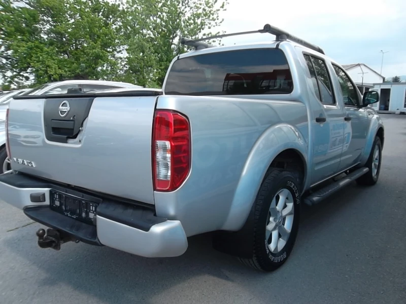 Nissan Navara 2.5Dci 171kc Автоматик, снимка 3 - Автомобили и джипове - 50484505