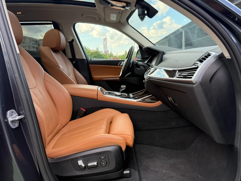BMW X7 40i XDRIVE, снимка 8 - Автомобили и джипове - 50550195