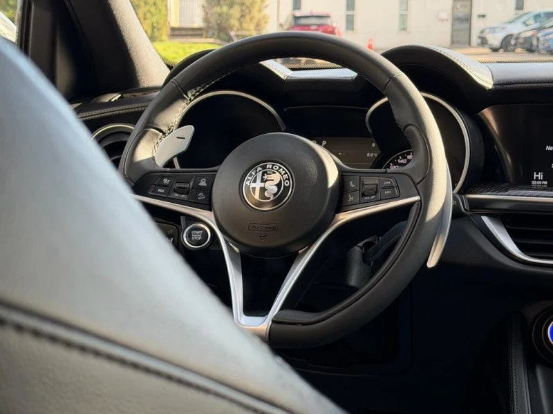 Alfa Romeo Stelvio, снимка 8 - Автомобили и джипове - 53105550