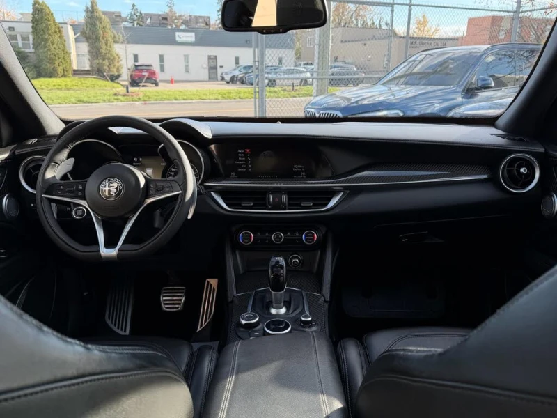 Alfa Romeo Stelvio, снимка 9 - Автомобили и джипове - 53105550
