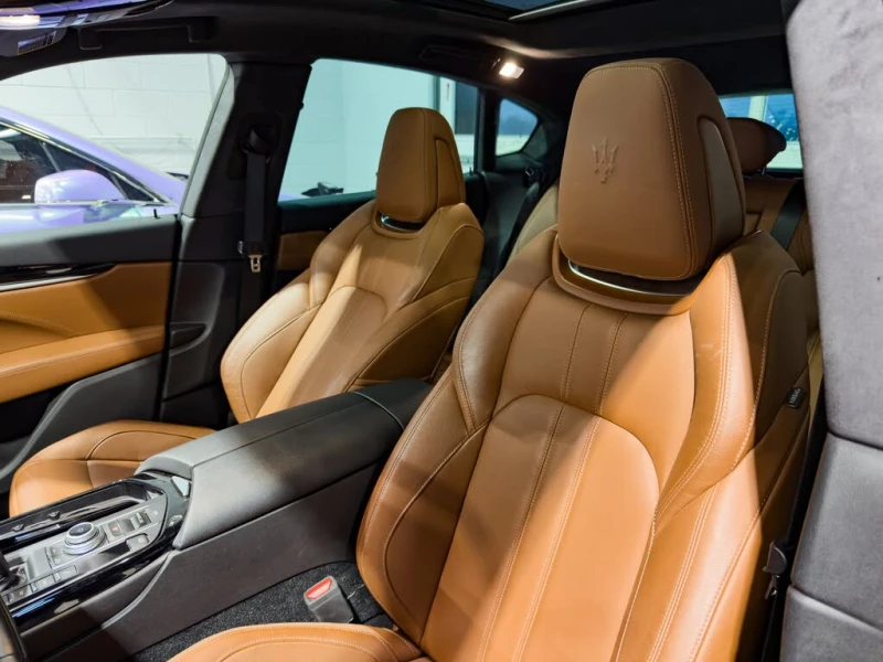 Maserati Levante Modena* AWD* АвтоКредит* (ЦЕНА ДО БГ), снимка 10 - Автомобили и джипове - 53226379